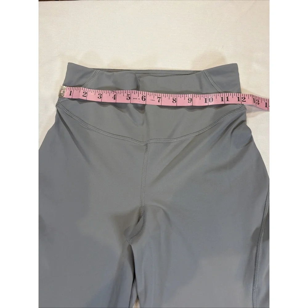 Lululemon Womens Size 6 Gray High‎ Rise 7/8 Leggings 26
